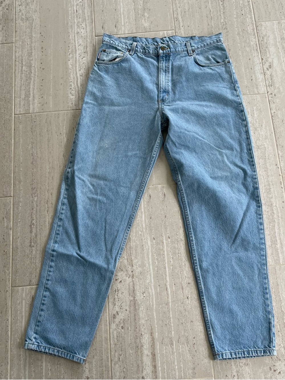 Carhartt B10 Light Wash Relaxed Fit Tapered Leg Denim Work Jeans Men's 36 x 32